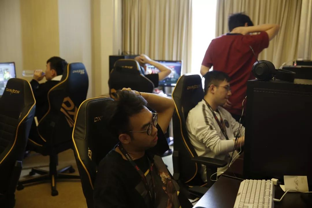 身后做文章 身后做文章