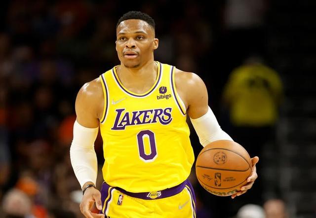 看到他的出 看到他的出